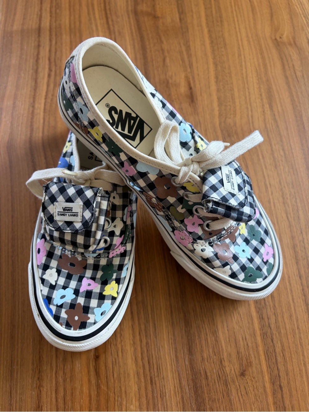 Sandy Liang Vans 🌸🌼🌸